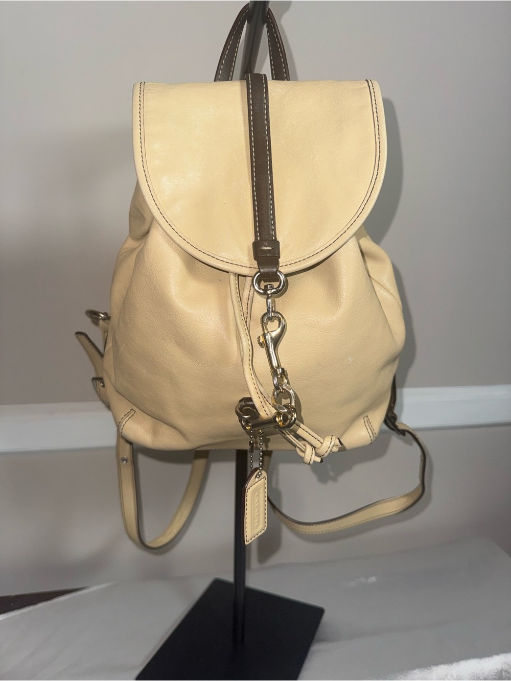 Coach Vintage Leather Drawstring Backpack in Cream with Brown Trim